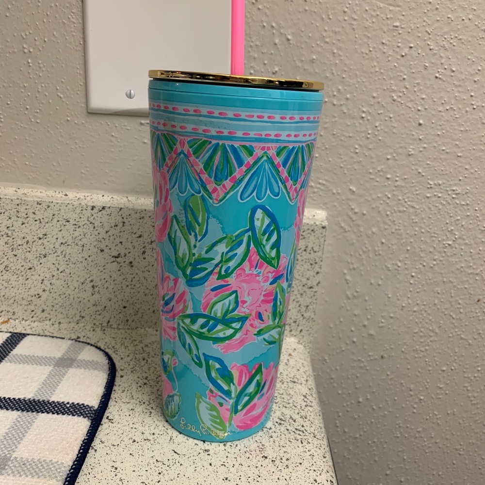 Lilly tumbler!